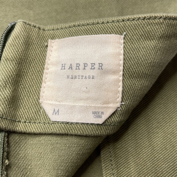 Harper Heritage Olive green skirt with buttons in a size Medium - Picture 9 of 9